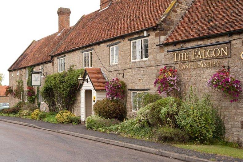 Falcon Hotel Towcester Exterior foto